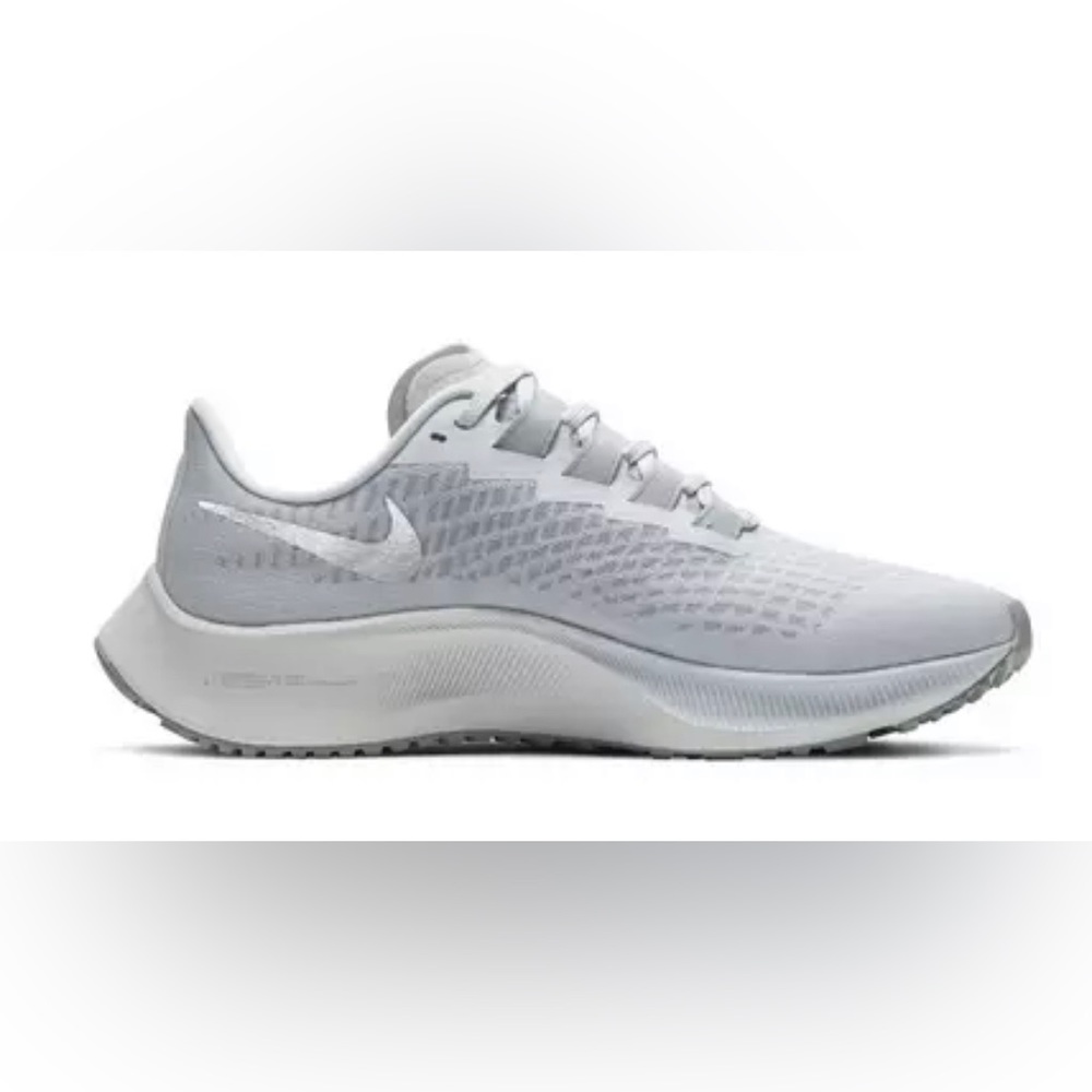 Nike Womens Air Zoom Pegasus 37 "Platinum" Women's Running Shoe